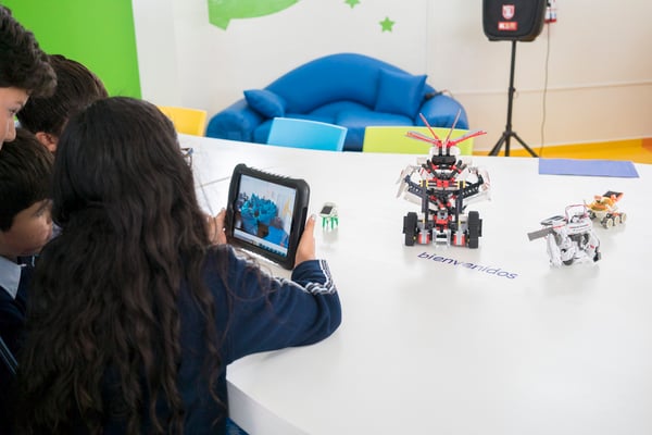 estos-son-los-beneficios-de-cursos-de-robotica-para-niños-colegio-washington